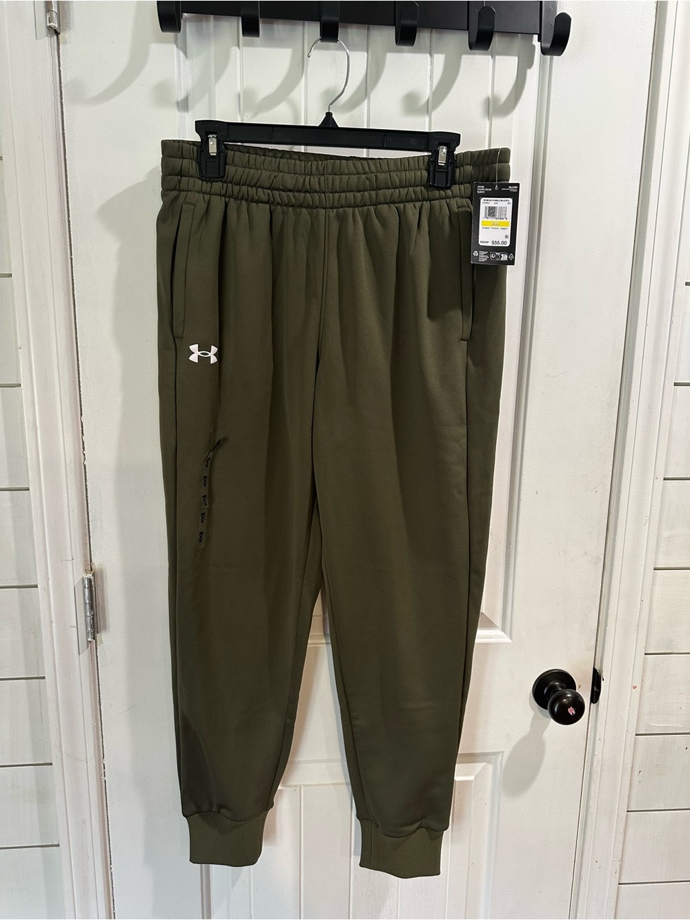 Under Armour Armour Fleece Joggers Women’s M Green Sweatpants NWT